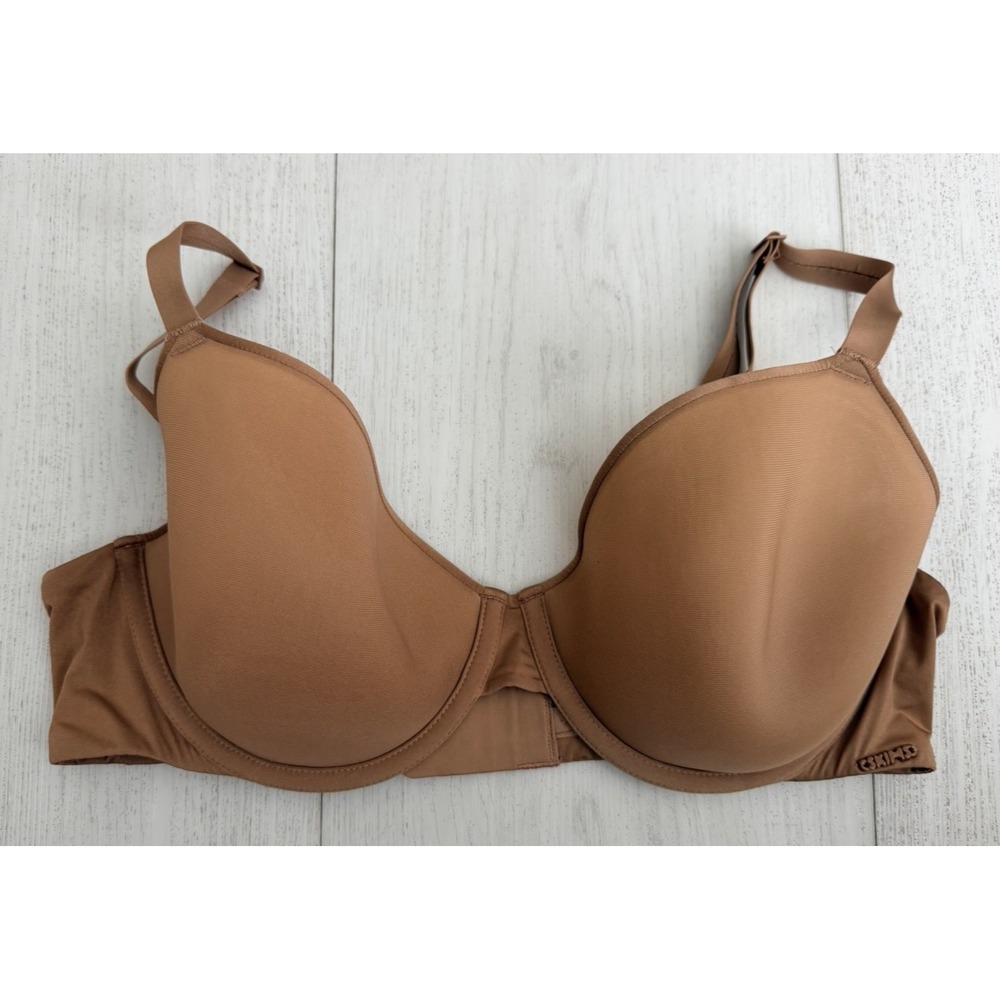 Skims Moulded Unlined Demi Bra Size 48B Nude